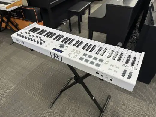 Arturia - KEYLAB ESSE 61 2