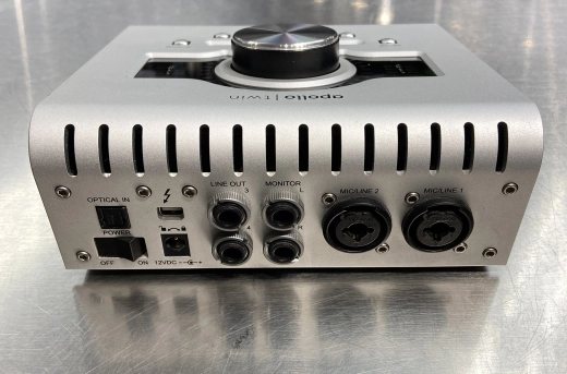 Universal Audio Apollo Twin Duo (1st Gen) 2