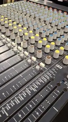 Allen & Heath - W4 1602 2