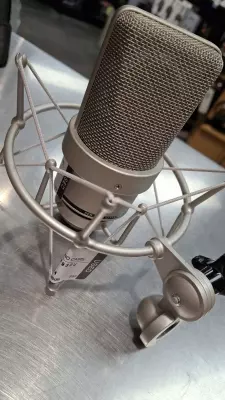 Store Special Product - Neumann - TLM 103 SE