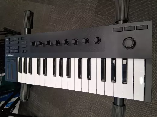 Native Instruments - M-32 2