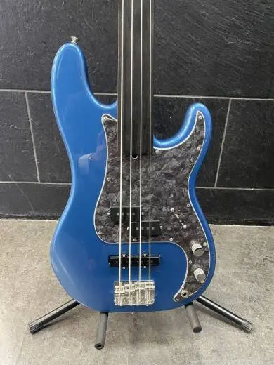 Fender - 019-0085-802 2