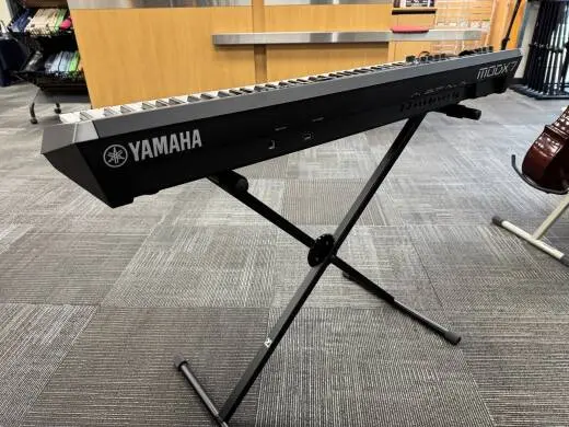 Yamaha - MODX7 2