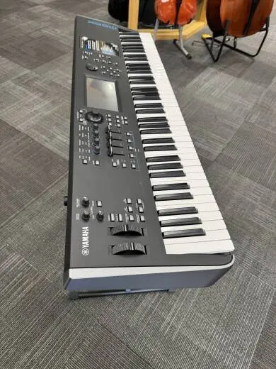 Yamaha - MODX7 2