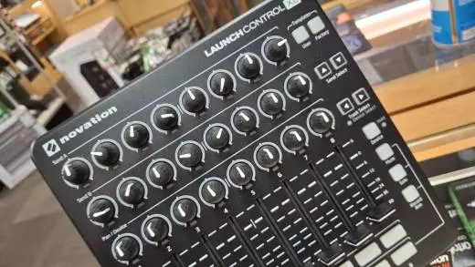 Novation - LAUNCHCNTRL XL2 2