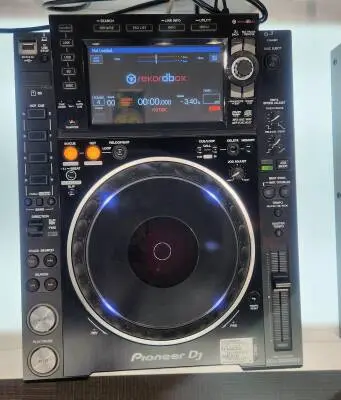 Pioneer - CDJ-2000NXS2