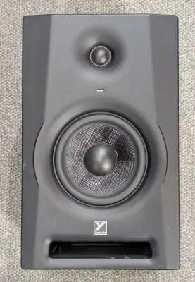YORKVILLE POWERED 50W+25W 6.5