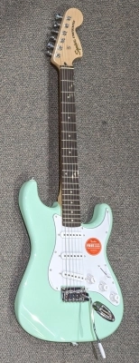 Squier - 037-8000-557