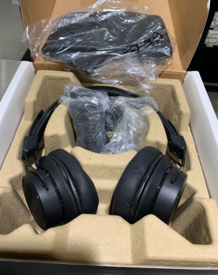 Audio-Technica - ATH-M60x Professional Monitor Headphones 2