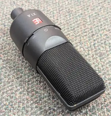 SE X1 A ENTRY LEVEL LRG DIAPH CONDENSER 2