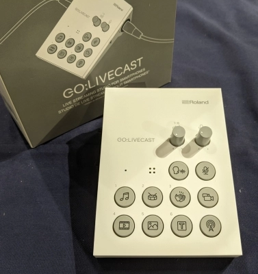Roland - GO LIVE CAST