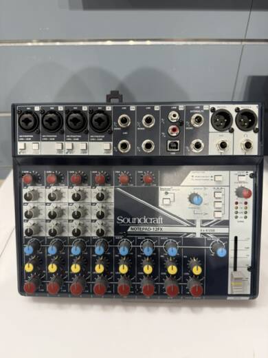 Soundcraft - NOTEPAD-12FX