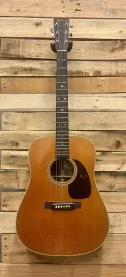 Martin Guitars - D-28 ROBINSON