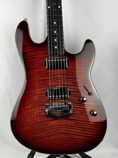 Store Special Product - Ernie Ball Music Man - 812-TAD-R3-00