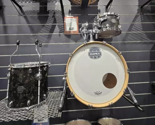 SATURN V TOUR ED BLK PEARL