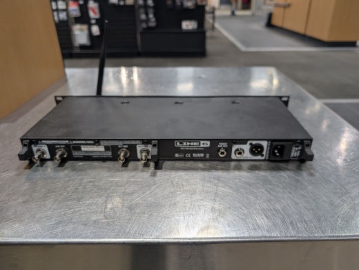 Line 6 Relay Rackmount Receiver For G90 Wireless | Long & McQuade