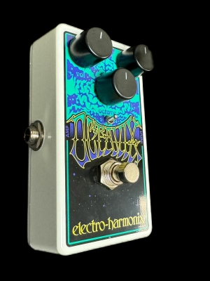 Store Special Product - Electro-Harmonix - OCTAVIX