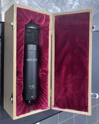 ART Pro Audio - T4 ART
