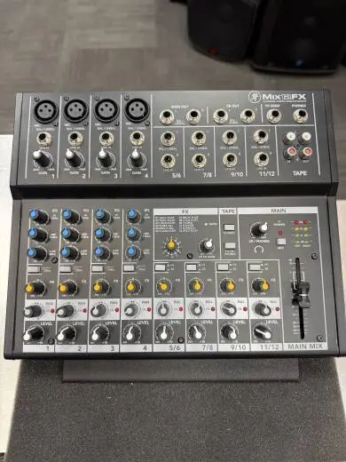Mackie - MIX12FX 2