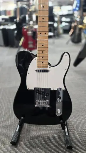 Fender Player II Telecaster, Maple Fingerboard - Black 2