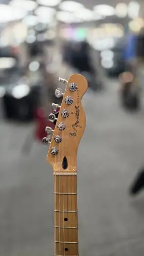 Fender Player II Telecaster, Maple Fingerboard - Black 2