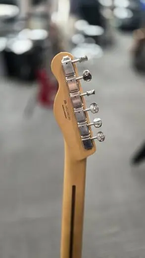 Fender Player II Telecaster, Maple Fingerboard - Black 2