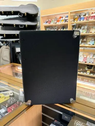 Fender - RUMBLE 40 V3 1X10 COMBO 2