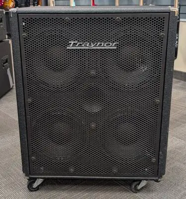 Traynor - 800 Watt 4x10 Bass Cabinet - 4 ohm Configuration