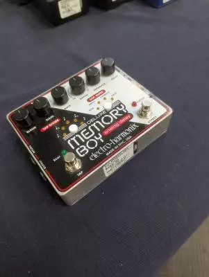 Electro-Harmonix - Deluxe Memory Boy Analog Delay with Tap Tempo 2