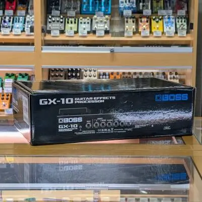 BOSS - GX-10 Guitar Effects Processor 2
