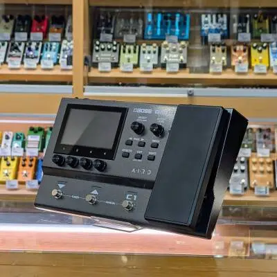 BOSS - GX-10 Guitar Effects Processor 2