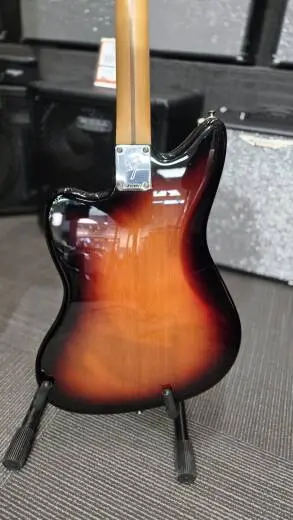 Fender Player II Jazzmaster, Rosewood Fingerboard - 3-Color Sunburst 2