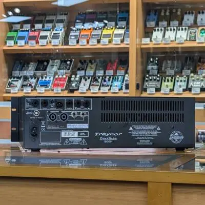 Traynor - DynaBass 800 Watt Bass Head 2