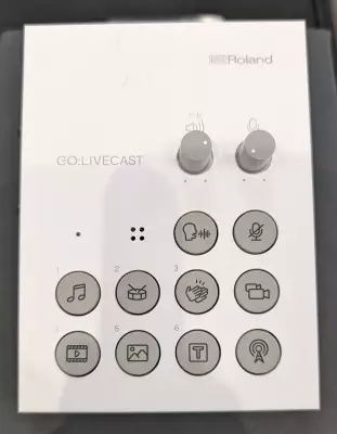 Roland - GO:LIVECAST Live Streaming Studio for Smartphones/Tablets