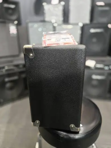 Fender Rumble 15 - Rumble Series 15 Watt Bass Amp (V3) 2