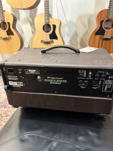 Traynor -ACOUSTIC 150W 2X6.5