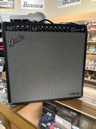 Fender - Tone Master Super Reverb
