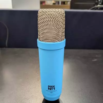 RODE - NT1 Signature Series Studio Condenser Microphone - Blue 2