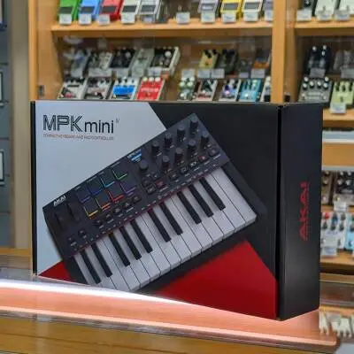 Akai - MPK Mini IV Compact MIDI Controller - Black 2