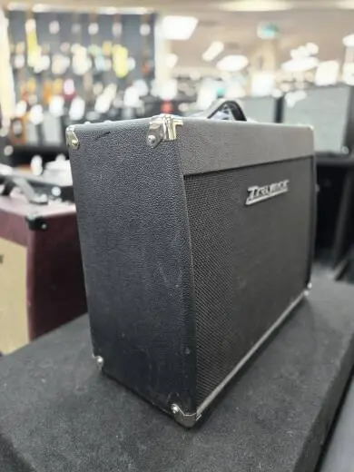 Traynor Custom Valve 50 Watt All-Tube 1x12 Guitar Combo Amp 2