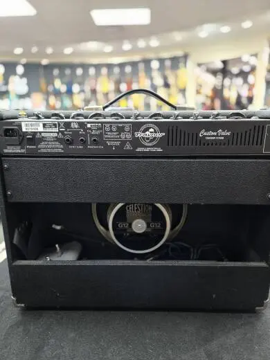 Traynor Custom Valve 50 Watt All-Tube 1x12 Guitar Combo Amp 2