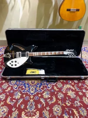 RICKENBACKER - 360 12 STR W CASE JETGLO 4