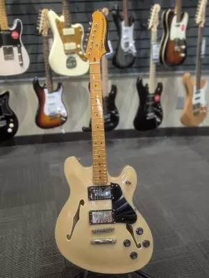 Squier - Classic Vibe Starcaster with Maple Neck/Fingerboard - Natural