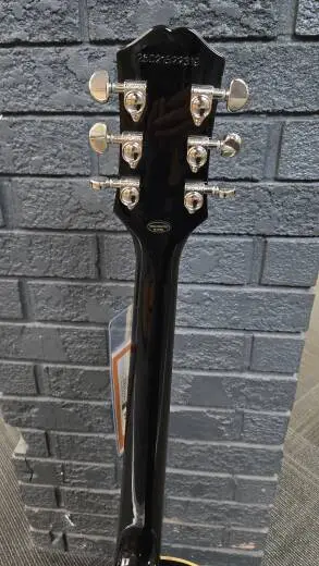 Epiphone Les Paul Classic Gloss - Ebony 2