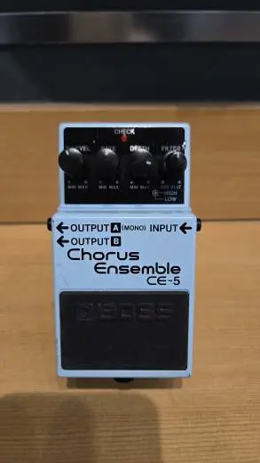BOSS CE-5