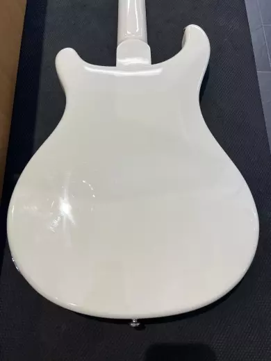 PRS SE EG SSS CREAM TORT PG 3