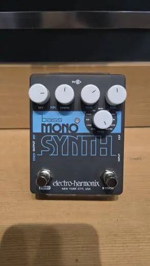 Electro-Harmonix - BASS MONO SYNTH
