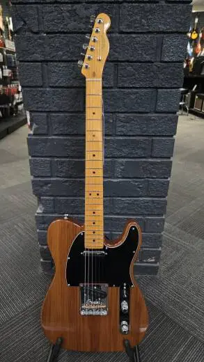 Fender American Professional II Telecaster, Maple Fingerboard - Roasted Pine