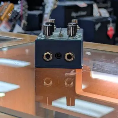 EarthQuaker Devices -  Silos Delay Pedal 2