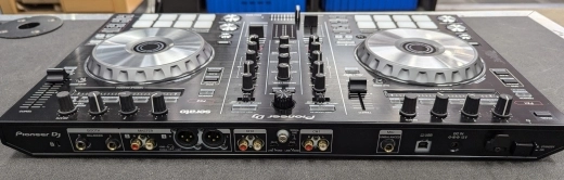 Pioneer - DDJ-SR2 4